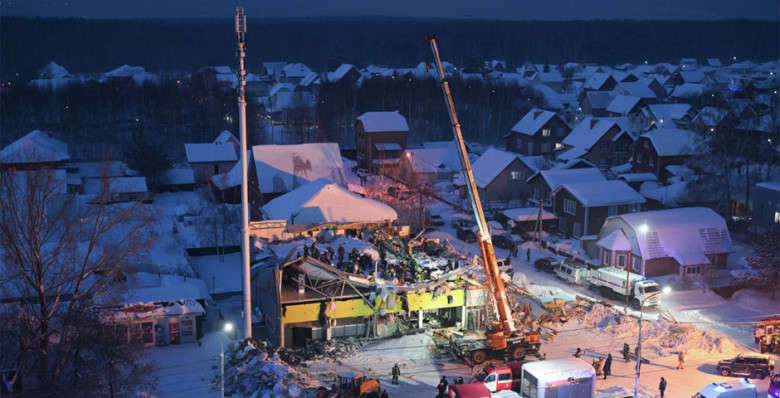 В Новосибирске возбудили уголовное дело после обрушения крыши ТЦ