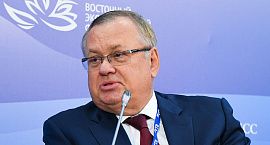 Андрей Костин поддержал идею признать проблему «ненастоящего» курса рубля