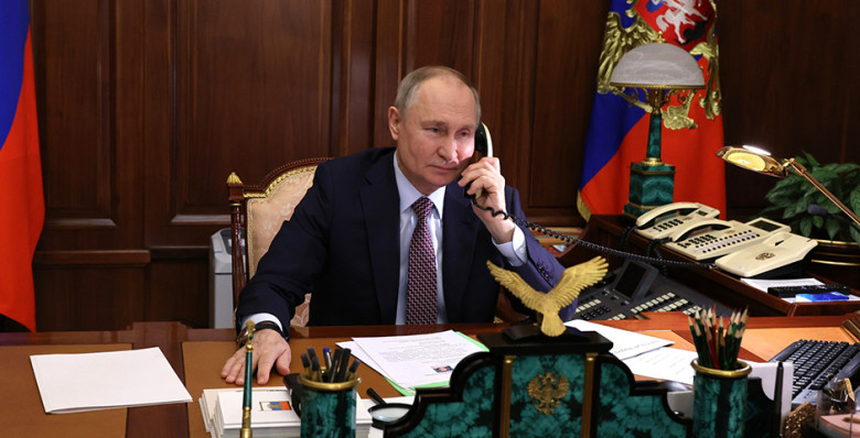 Владимир Путин поздравил Ким Чен Ына с переизбранием на пост главы КНДР