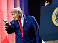 Дональд Трамп пригрозил пошлинами за притеснение технологических компаний США