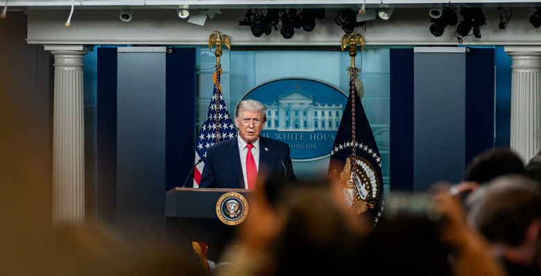 Дональд Трамп объявил в США чрезвычайное положение из-за Кубы