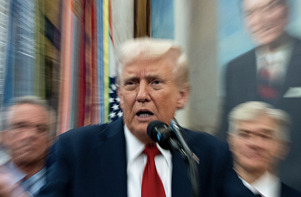 Дональд Трамп сгустил дым над водой