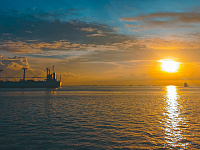 Иран пропустил первое судно через Ормузский пролив после начала перемирия