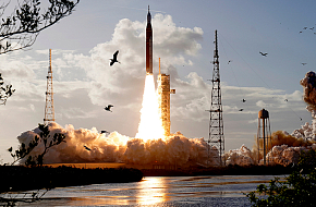 Лунная экономика набирает скорость