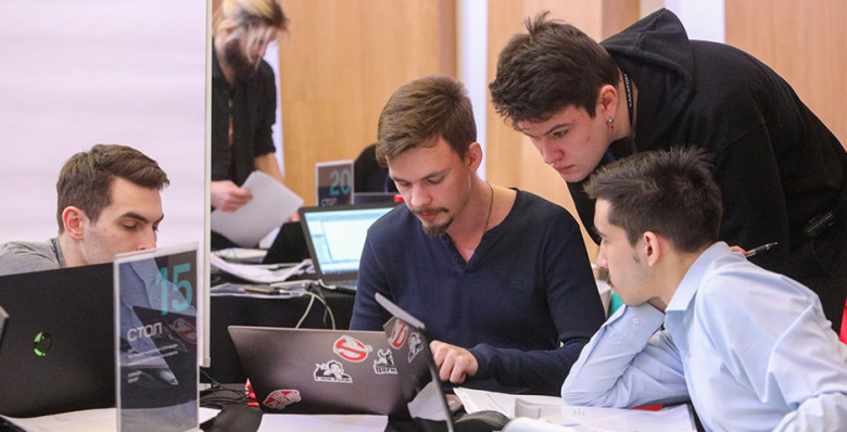 Крупные IT-компании обяжут поддерживать вузы для сохранения аккредитации