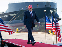 Дональд Трамп потребовал «безоговорочной капитуляции» Ирана