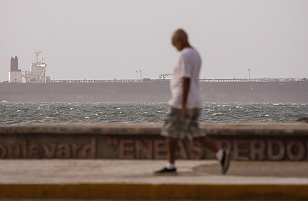 Захваты танкеров угрожают урегулированию на Украине
