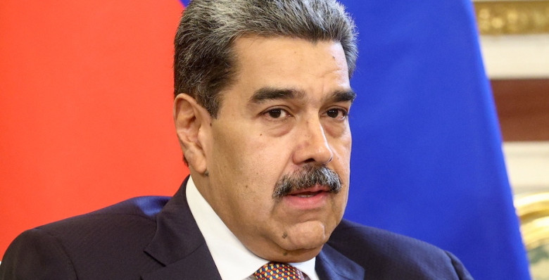 Президент Венесуэлы ввел чрезвычайное положение в стране