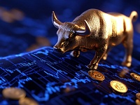 Цена фьючерса на золото впервые превысила $2710 за унцию