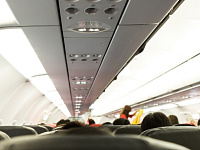 Пассажиропоток российских авиакомпаний за год снизился на 2 млн человек