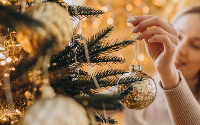 Бюджеты россиян на покупку новогодних подарков выросли до 18 тыс. рублей