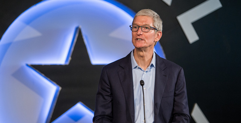Bloomberg сообщил о возможной смене гендиректора Apple