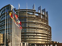 Послы стран ЕС согласовали 18-й пакет антироссийских санкций