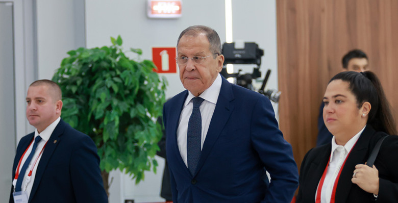 Сергей Лавров объяснил срыв саммита в Будапеште «подковерными докладами» Дональду Трампу