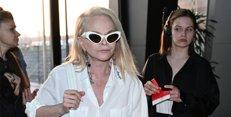 ВС отменил решения судов о признании продажи квартиры Ларисы Долиной недействительной