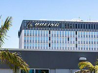 Рабочие трех заводов Boeing в США объявили забастовку