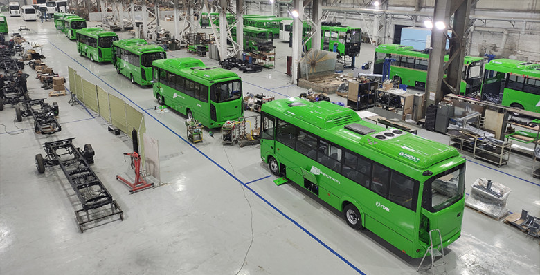 В Ульяновске запустили серийный выпуск новых низкопольных автобусов