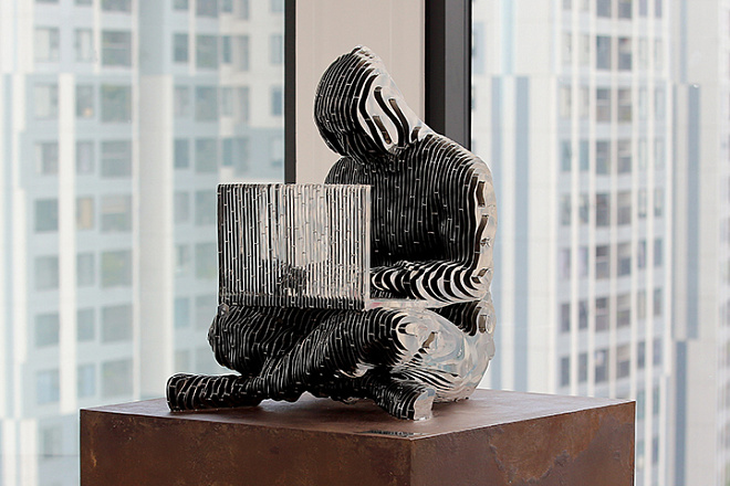 Биткоин ждет эмиссия на большом экране