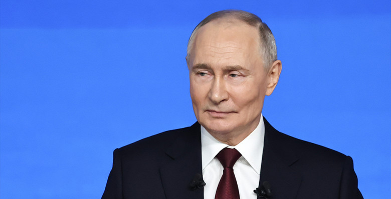 Владимир Путин связал рост цен на авиабилеты с нехваткой самолетов