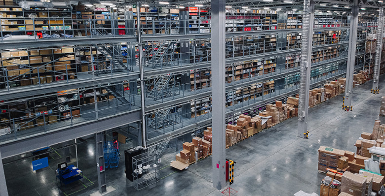 Михаил Мишустин поручил защитить интересы российских производителей на маркетплейсах