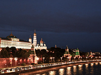 Дмитрий Песков подтвердил контакты между Москвой и Парижем