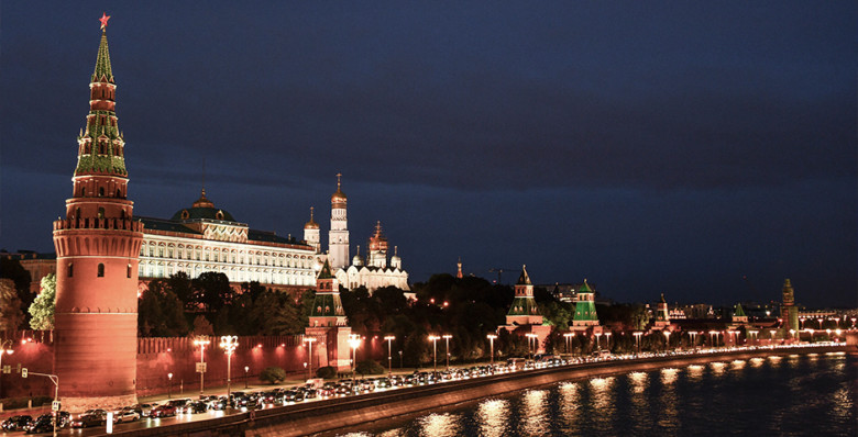 Дмитрий Песков подтвердил контакты между Москвой и Парижем