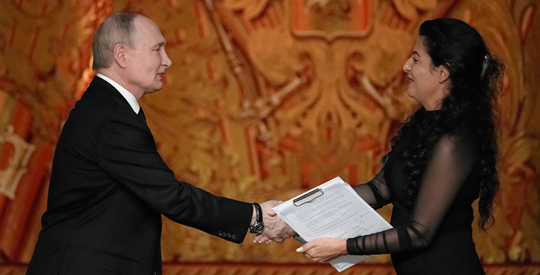 Владимир Путин дал старт вещанию RT India