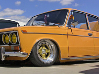 В России предложили лишать прав за тюнинг фар и выхлопных систем авто