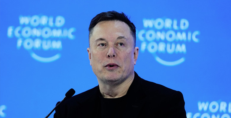 Илон Маск: город на Луне может появиться в течение 10 лет