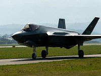 Власти США допустили приобретение акций в оборонных компаниях