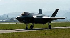 Власти США допустили приобретение акций в оборонных компаниях
