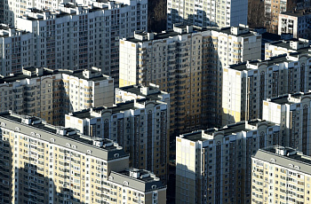 Жилье требует средств