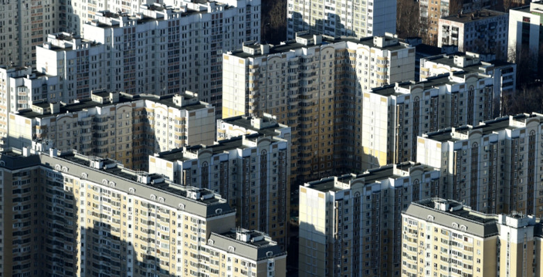 Жилье требует средств