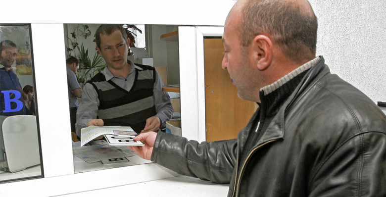 В России предложили ввести зеленые и бирюзовые номера машин