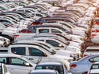 Максим Решетников предложил ограничить количество автозаводов