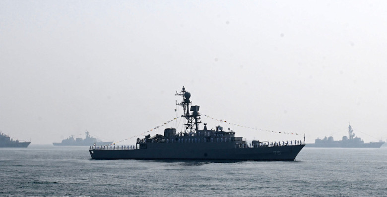 При атаке США на иранский фрегат IRIS Dena погибли более 100 моряков 