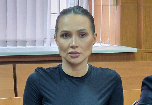 Суд отпустил блогера Лерчек из-под домашнего ареста