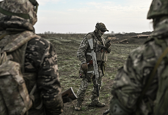 Переговоры пошли на все три стороны