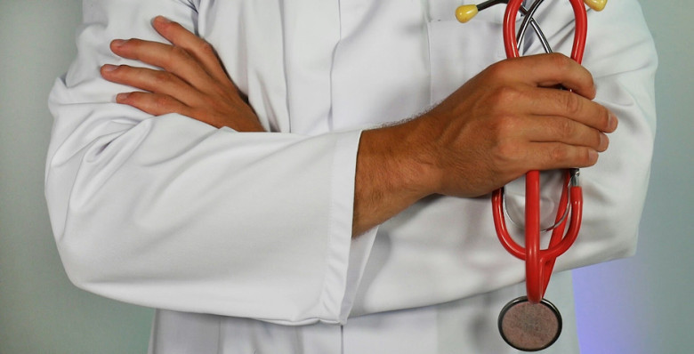 Минздрав: врачи с истекшим сертификатом смогут работать без аккредитации