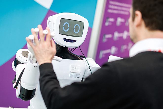 ИИномика на регуляторной развилке