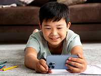 В Казахстане предложили запретить детям до 16 лет регистрироваться в соцсетях