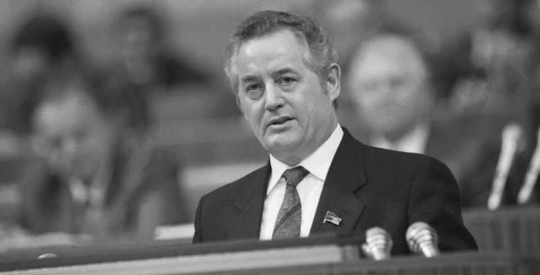 Умер бывший главред «Известий» Иван Лаптев