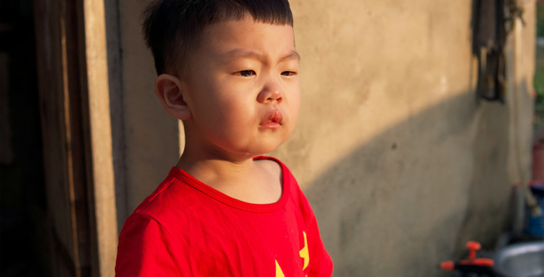 Китайский бизнесмен запустил в Гонконге фонд для борьбы с кризисом рождаемости