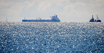 Зачем США приоткрыли нефтяное окно возможностей