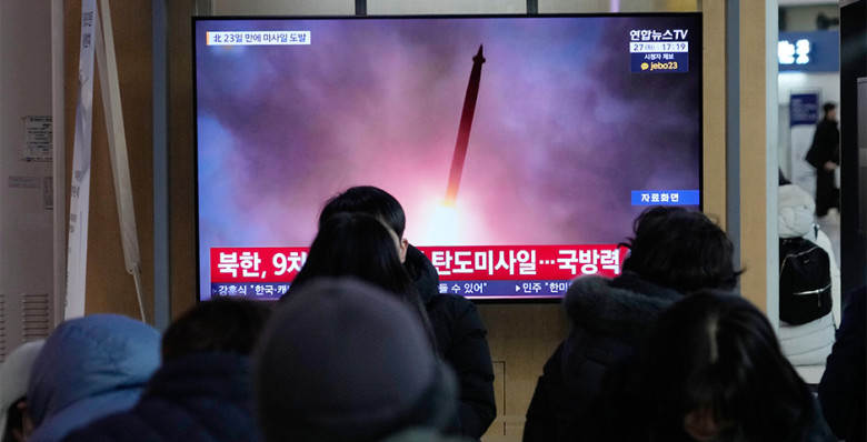 КНДР запустила баллистические ракеты в сторону Японского моря