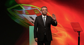 Социалист Антониу Сегуру победил на выборах президента Португалии