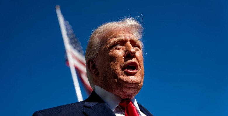 Дональд Трамп объявил о блокаде Ормузского пролива