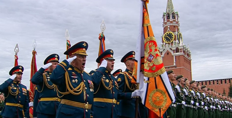 В Москве начался парад в честь Дня Победы