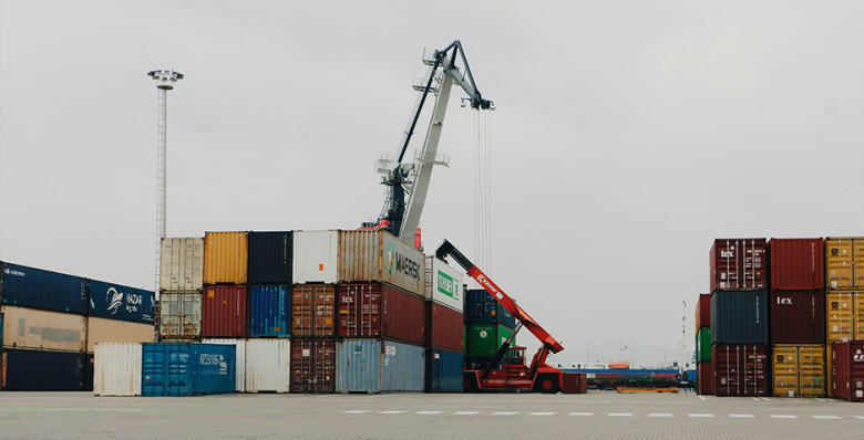 Промышленность Китая в октябре упала до шестимесячного минимума Промышленность Китая в октябре упала до шестимесячного минимума