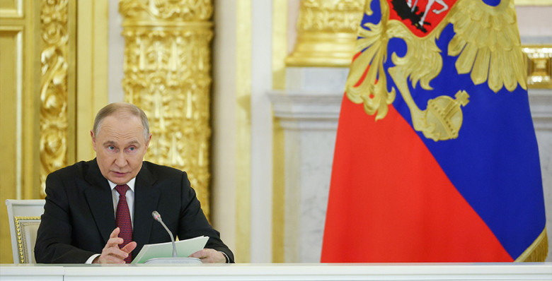 Владимир Путин допустил временный характер повышения НДС